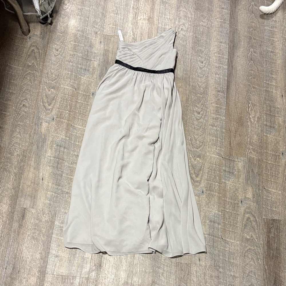 JJs House One-Shoulder Dress in Light Gray